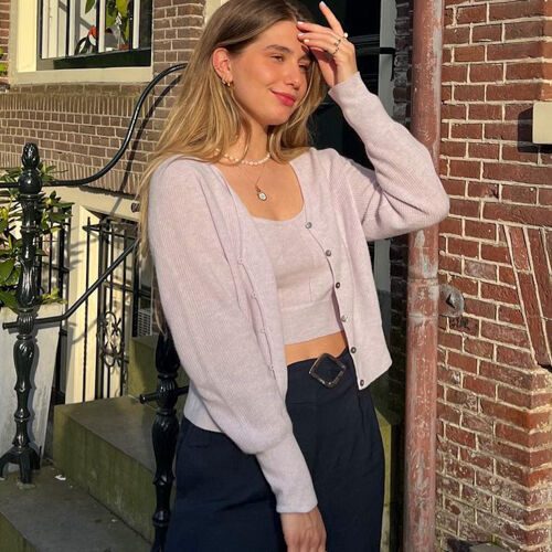 Kort gebreid topje met pointelle details