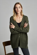 Buttoned loose fit cashmere cardigan image number 7