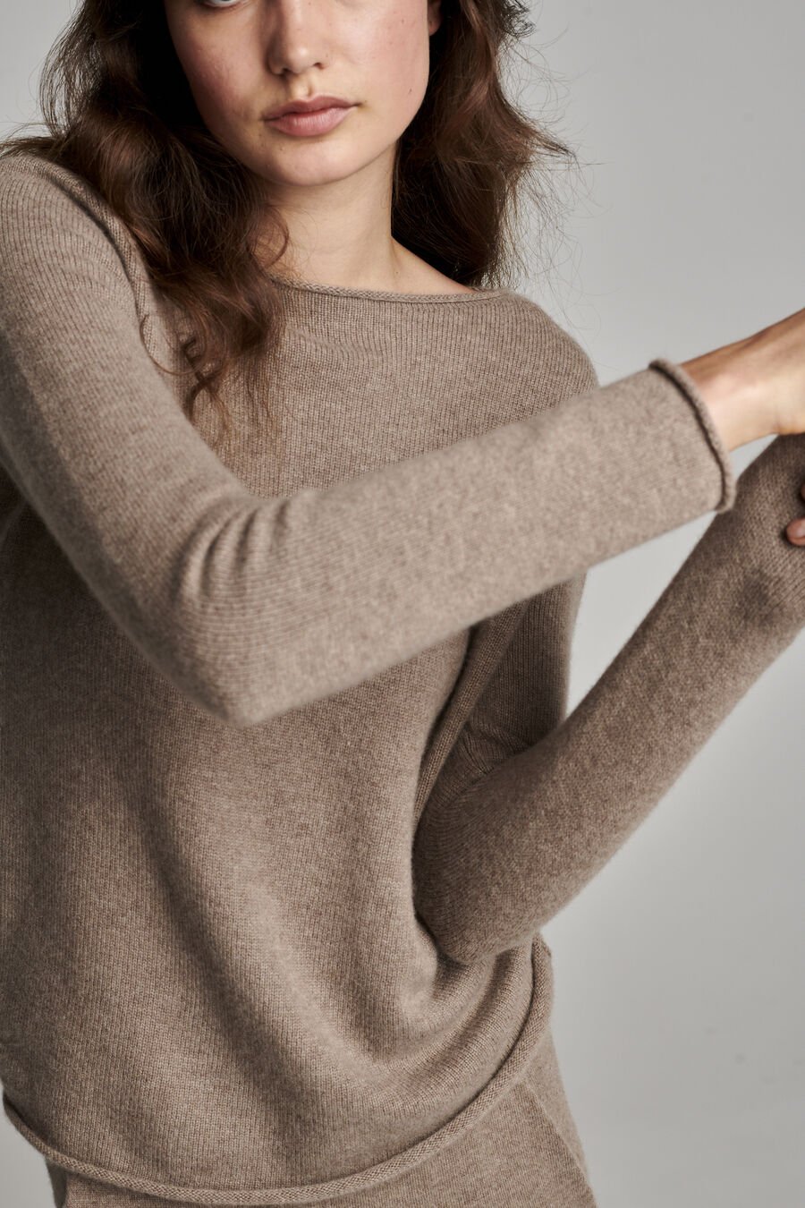 Pull basique en cachemire biologique image number 5