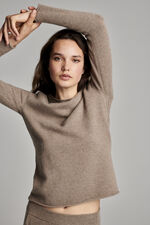 Basic cashmere sweater image number 7