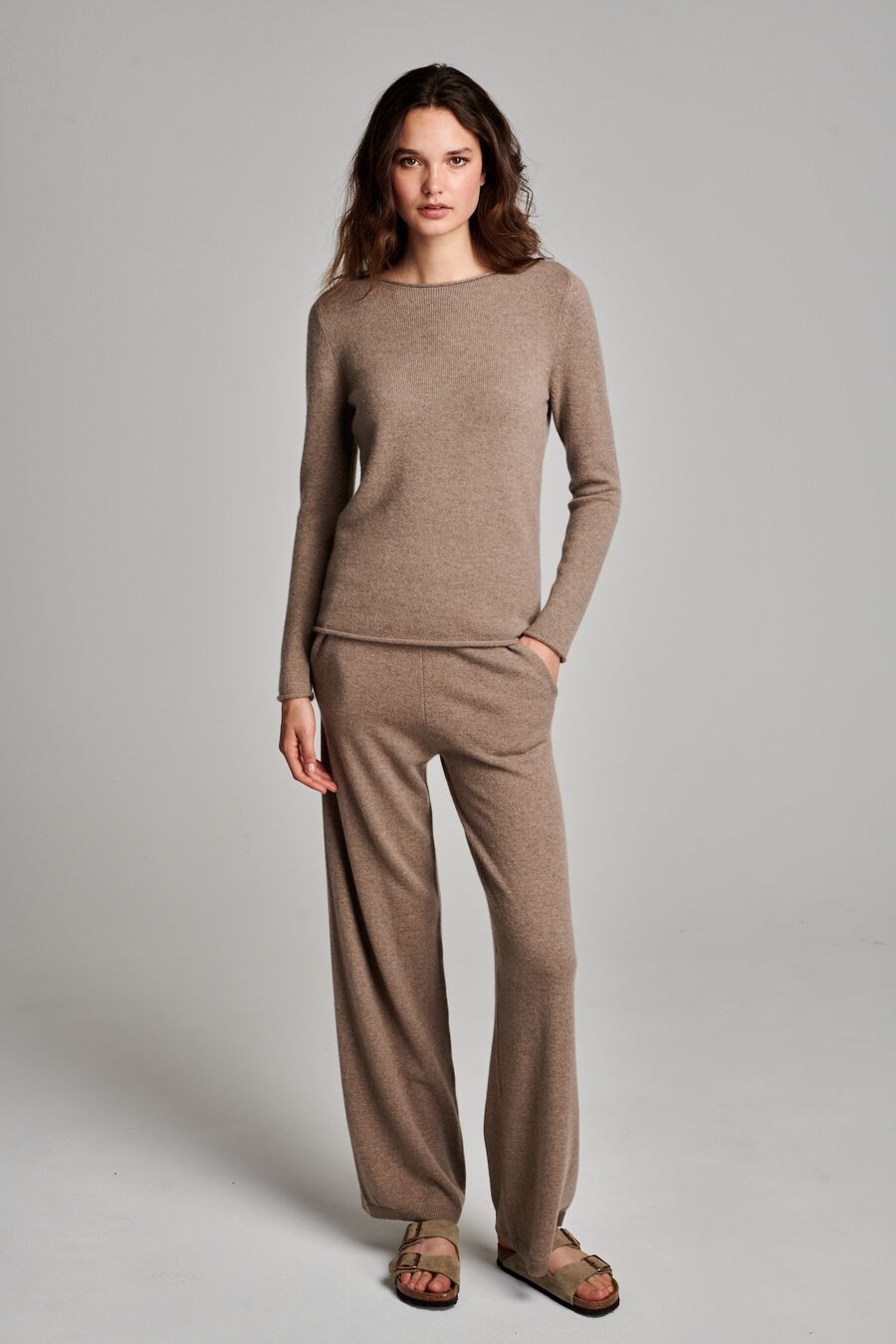 Basic trui van biologisch cashmere image number 7