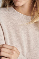 Round neck cashmere sweater image number 4