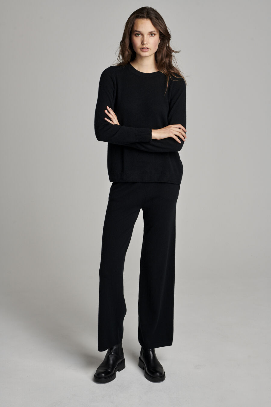 Cashmere trui met ronde hals image number 2