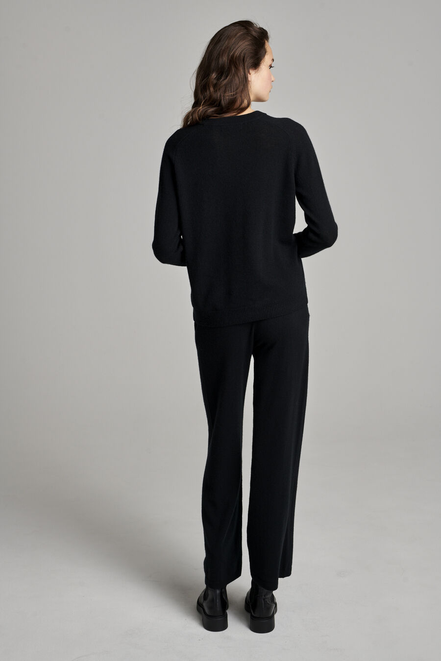 Cashmere trui met ronde hals image number 3