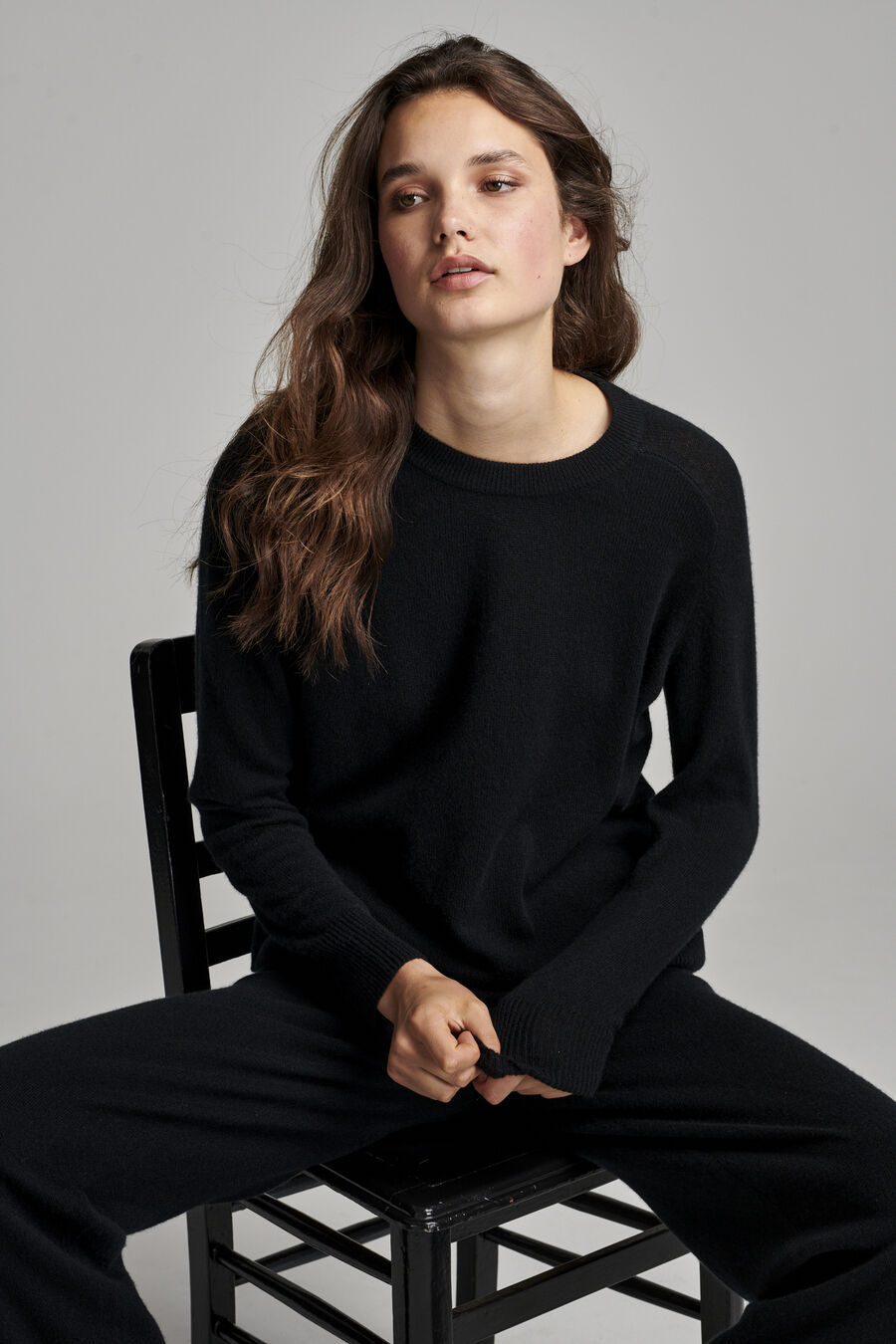 Cashmere trui met ronde hals image number 6