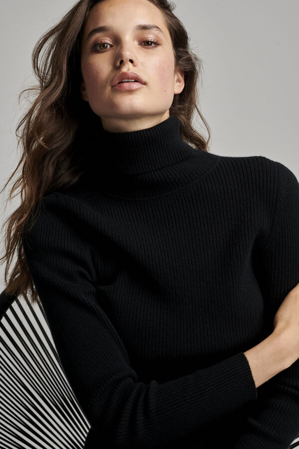 Gerippter Kaschmir-Rollkragenpullover image number 5