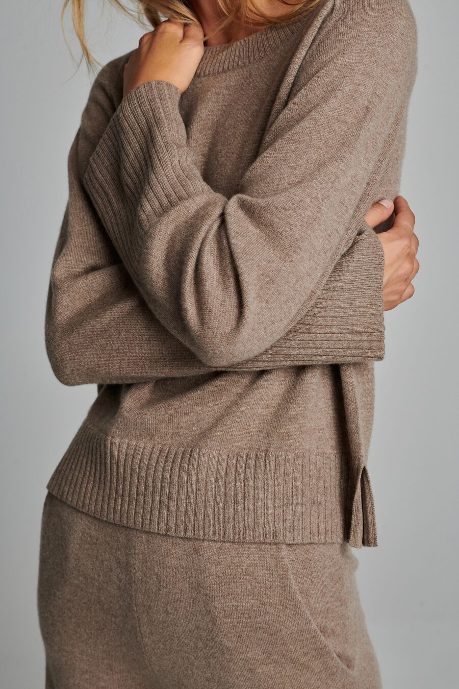 Casual fit cashmere trui image number 2