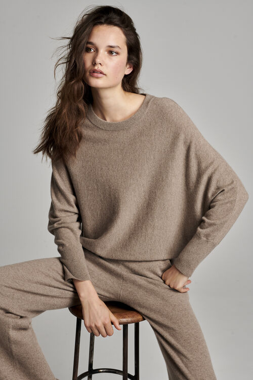 Cashmere trui met vleermuismouwen