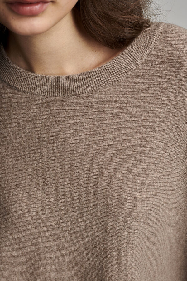 Cashmere trui met vleermuismouwen image number 6