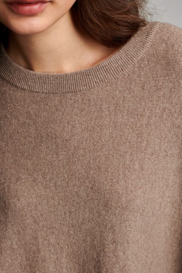 Cashmere trui met vleermuismouwen image number 3