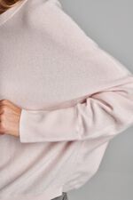 Cashmere trui met vleermuismouwen image number 5