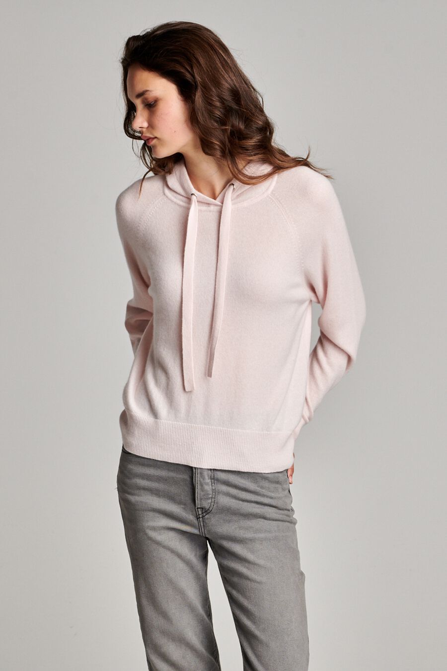 Hoodie made of organic cashmere image number 4