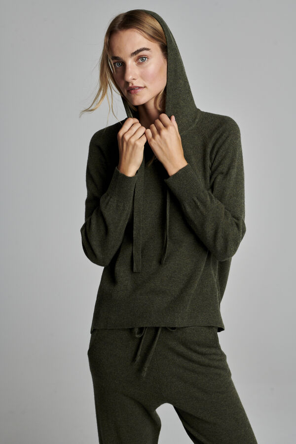 Hoodie made of organic cashmere image number 9