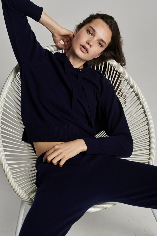 Kapuzenpulli aus Bio-Kaschmir image number 8