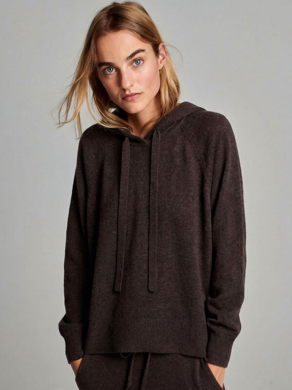 Hoodie made of organic cashmere