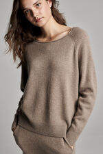 Regular fit cashmere sweater image number 2