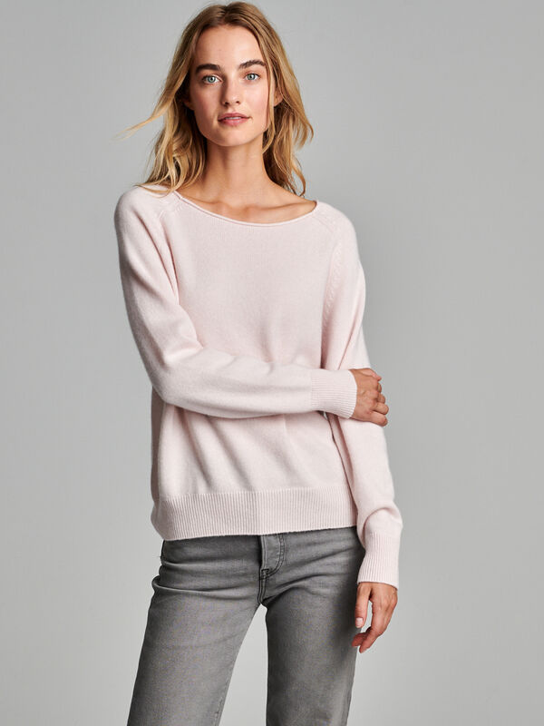 Regular fit cashmere sweater