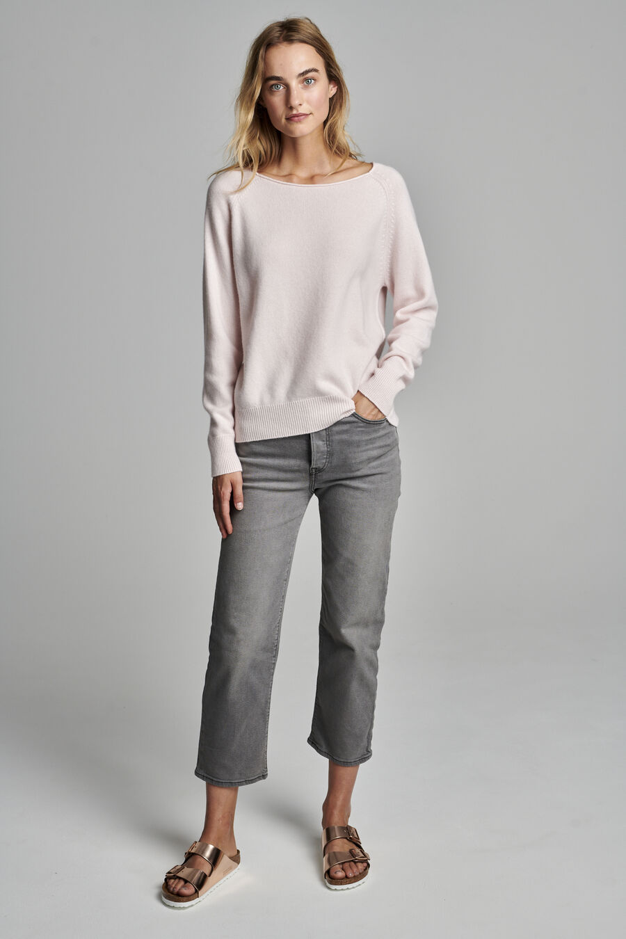 Pull à bateau en cachemire biologique image number 5