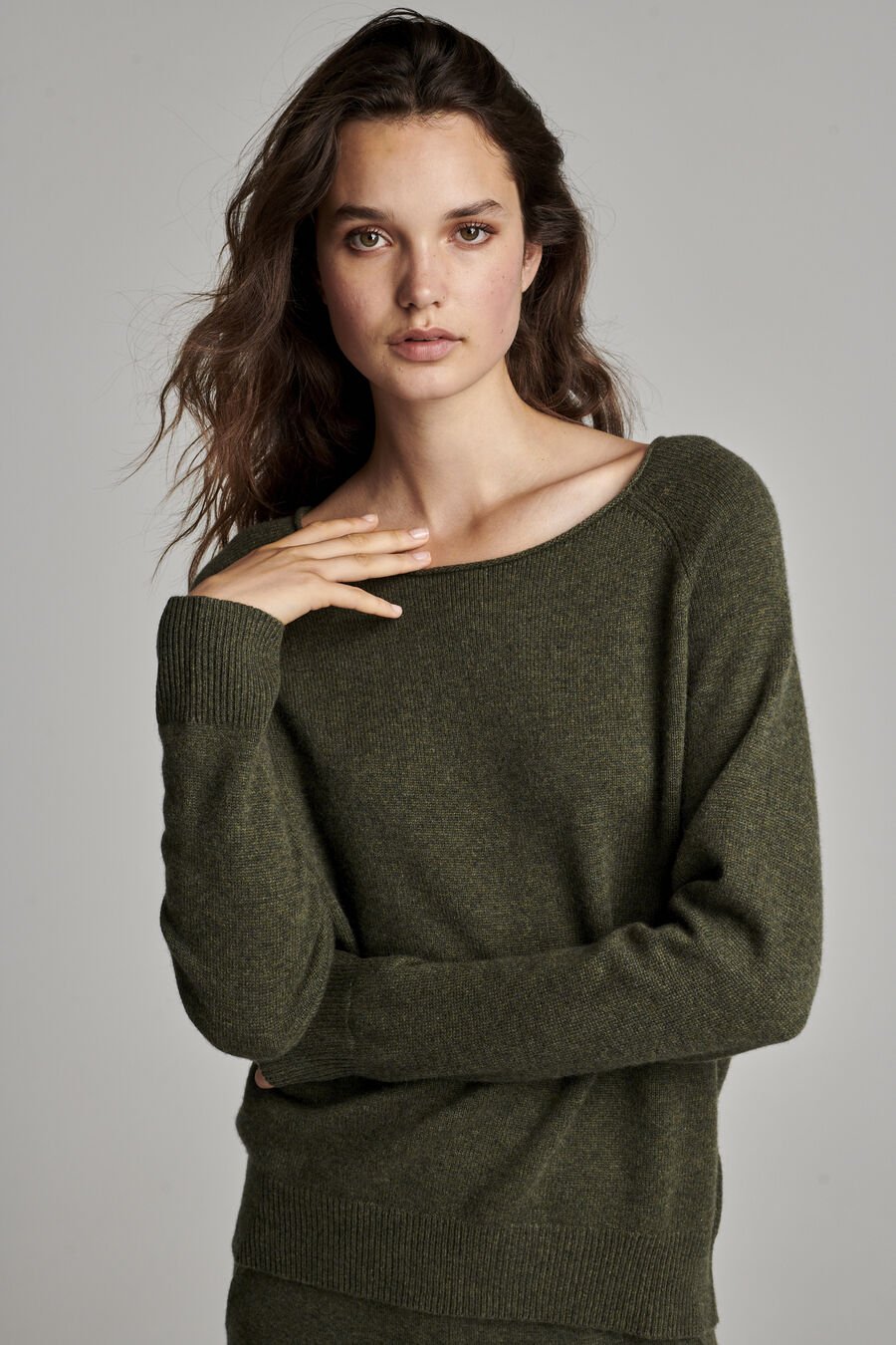 Regular fit cashmere sweater image number 0