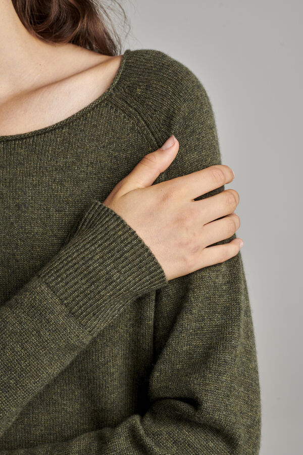 Cashmere trui met boothals en rolzoom image number 4