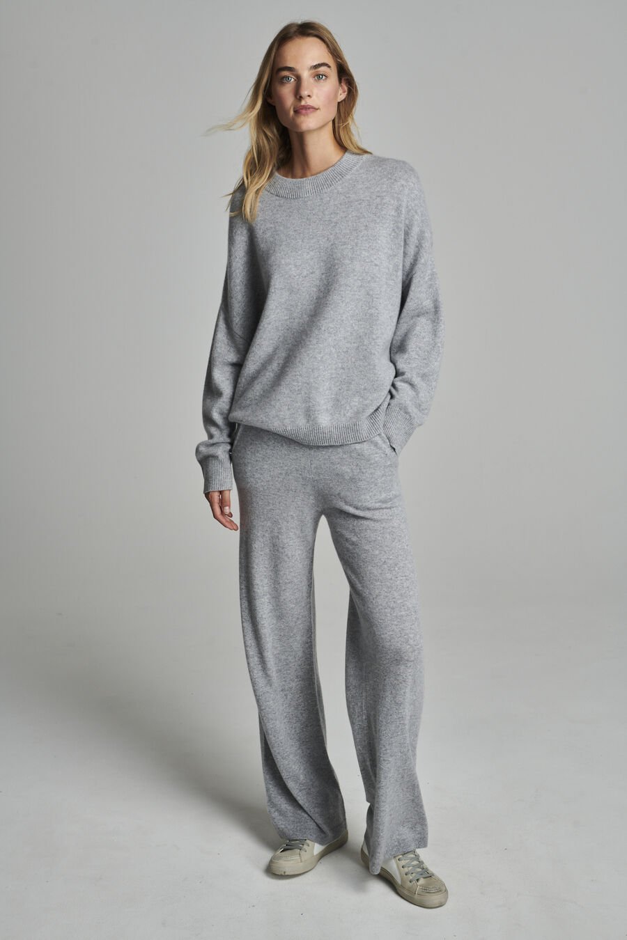 Oversized-Kaschmir-Pullover image number 3