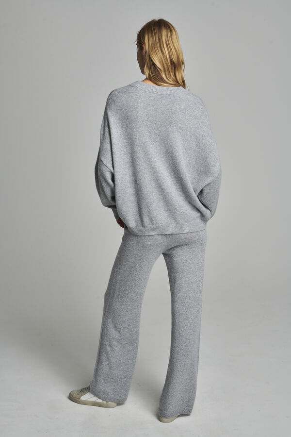Oversized organic cashmere sweater image number 7