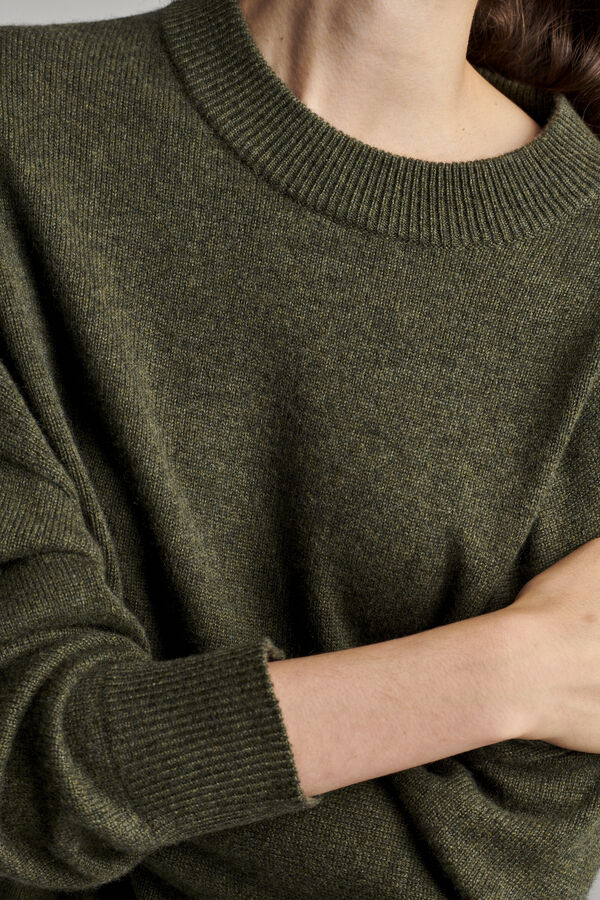 Oversized organic cashmere sweater image number 5