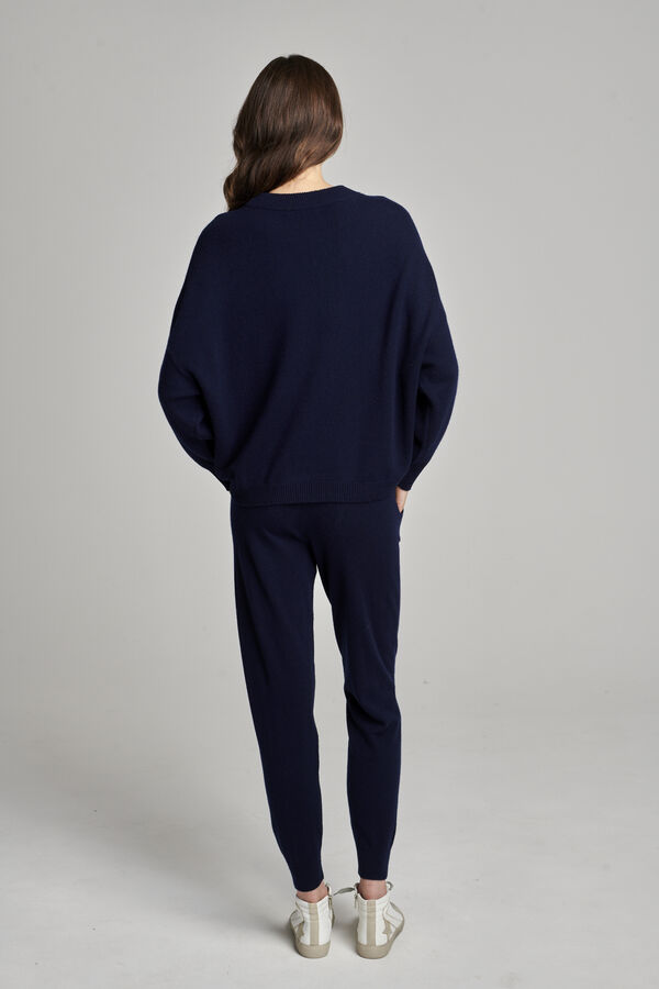 Oversized organic cashmere sweater image number 4