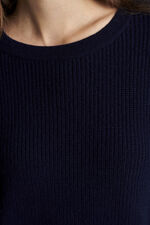 Chunky knit cashmere sweater image number 5