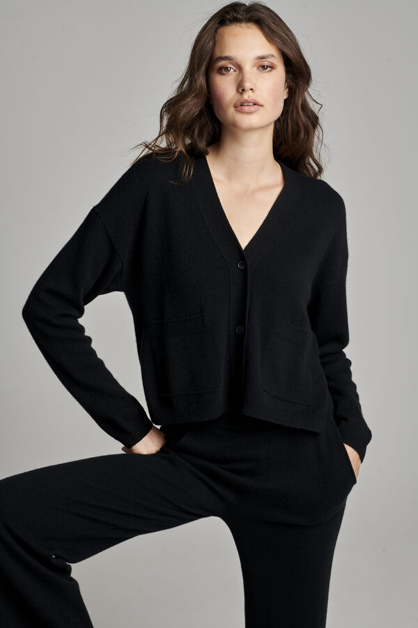Loose fit cashmere cardigan