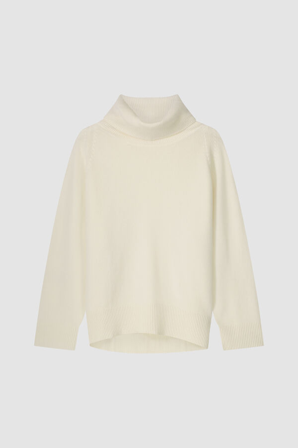 Oversized cashmere sweater with high collar image number 8