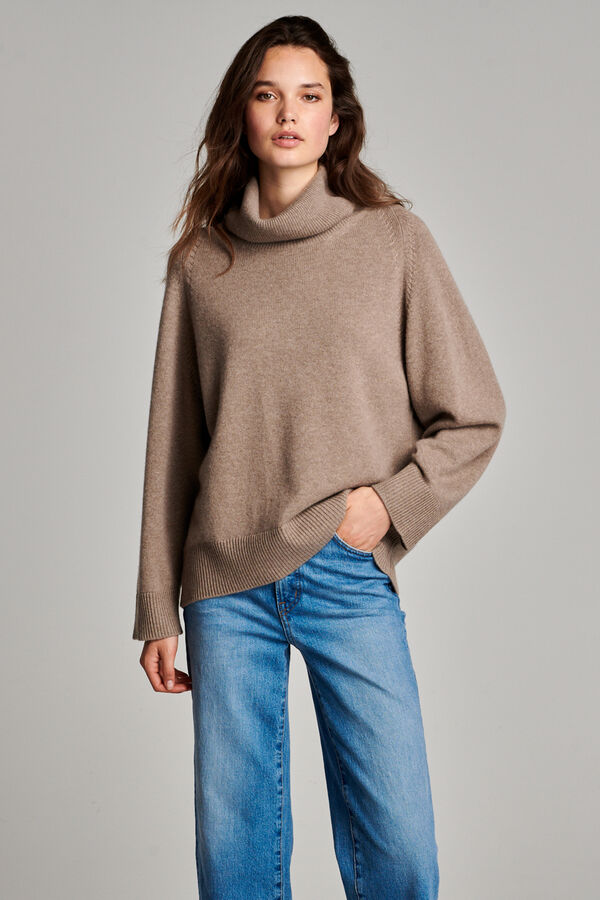 Oversized cashmere trui met hoge kraag