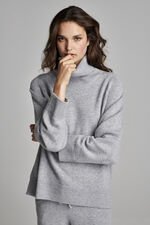 Oversized cashmere trui met hoge kraag image number 9