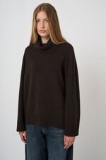 Oversized cashmere trui met hoge kraag image number 1