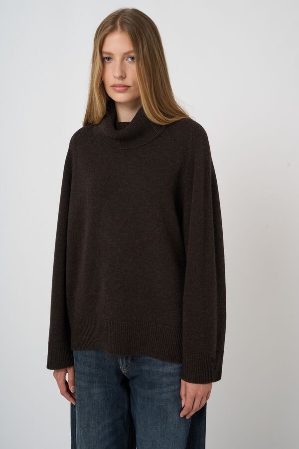 Oversized cashmere sweater with high collar