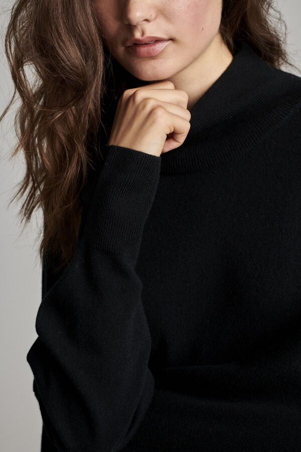 Kaschmir-Strickkleid mit Stehkragen image number 8