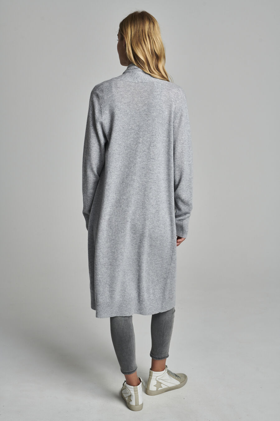 Lang open cashmere vest met zakken image number 5