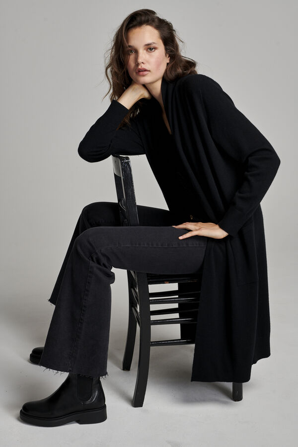Lang open cashmere vest met zakken image number 6