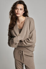 Buttoned loose fit cashmere cardigan image number 1