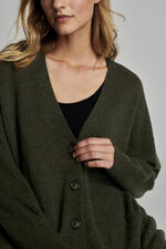 Buttoned loose fit cashmere cardigan image number 8