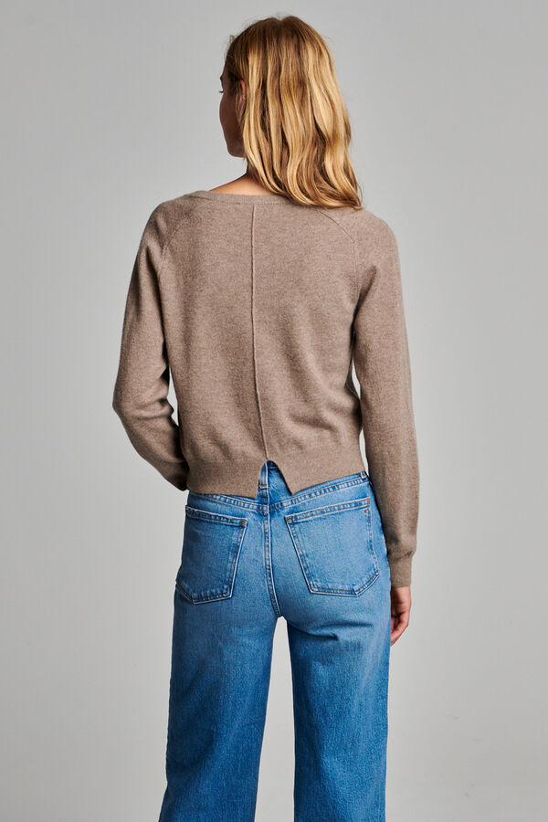 Round neck cashmere cardigan image number 5