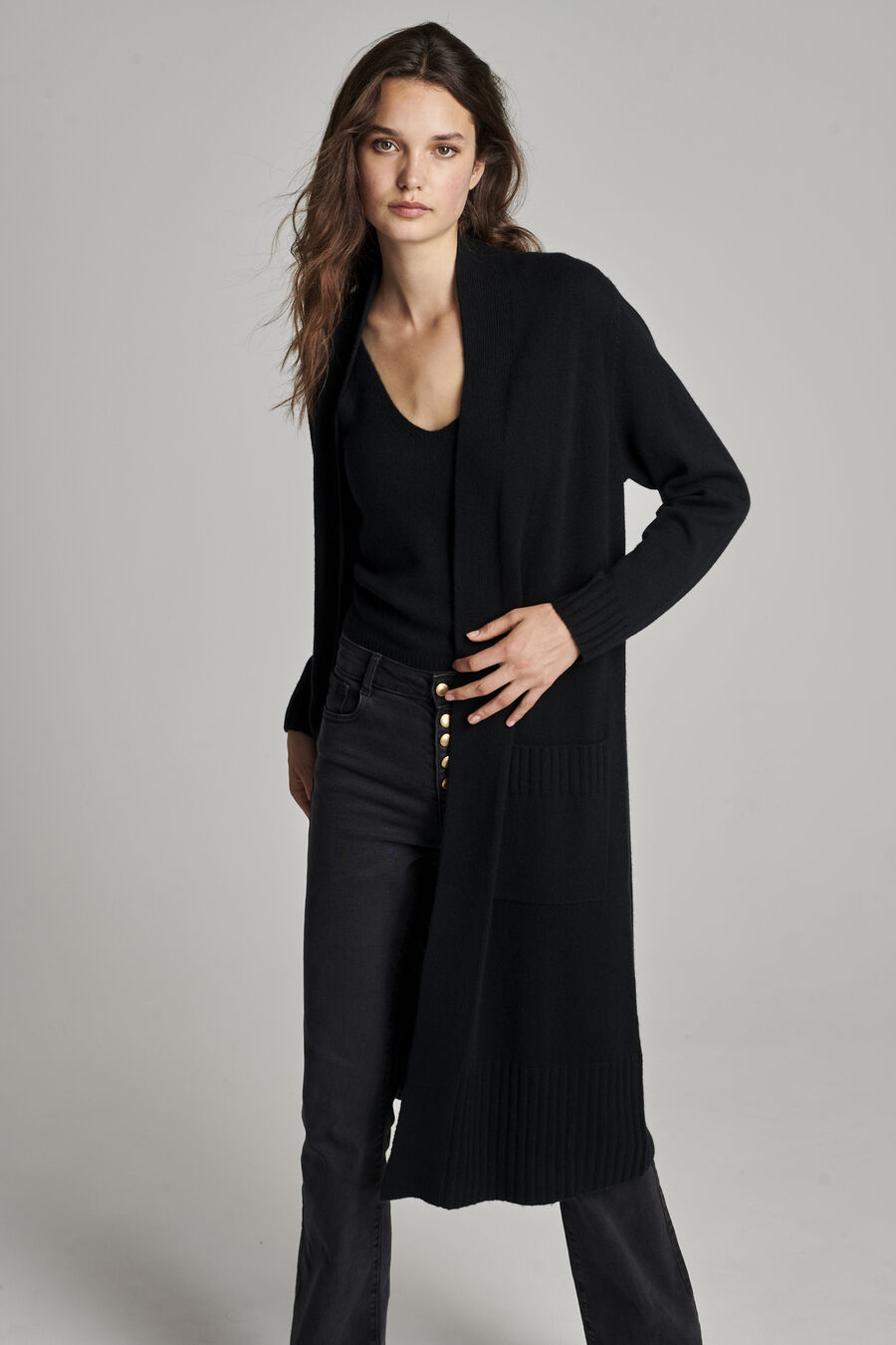 Cardigan en cachemire avec col châle image number 5