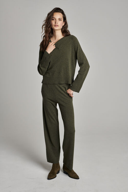Wide organic cashmere knitted pants