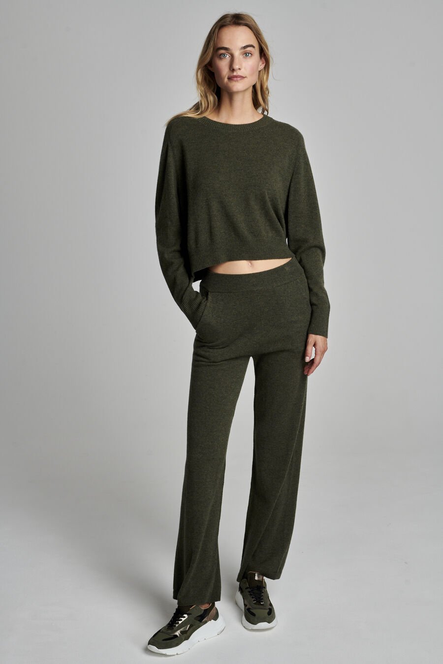 Oversized cashmere trui met ronde hals image number 6