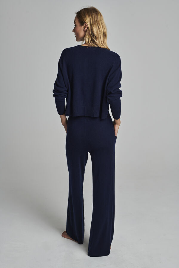 Oversized round neck cashmere sweater image number 2