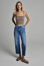 Fine knit cropped cashmere top image number 9