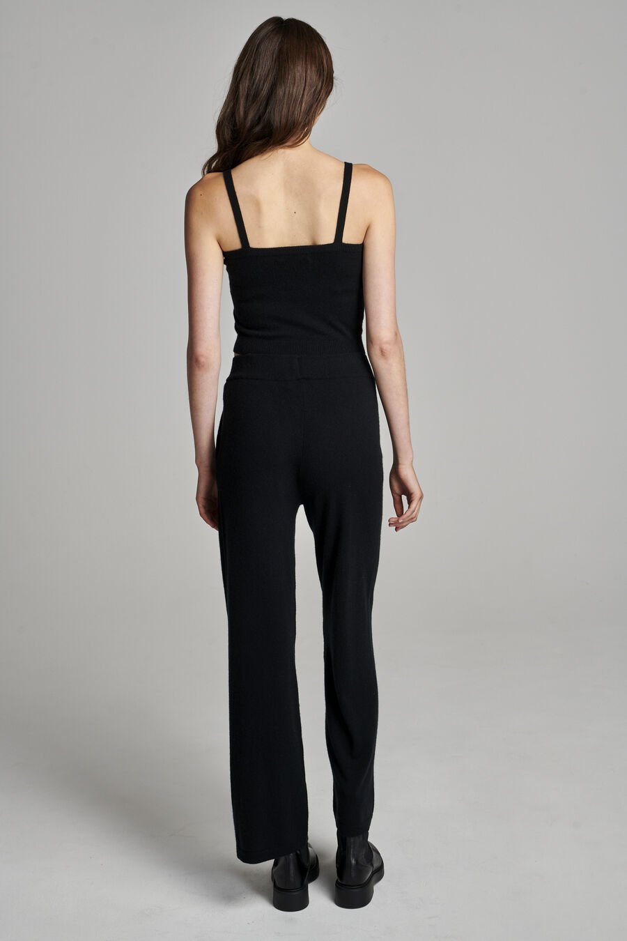 Fine knit cropped cashmere top image number 5