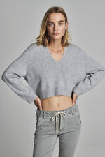 Cropped cashmere sweater with deep V-neck image number 7