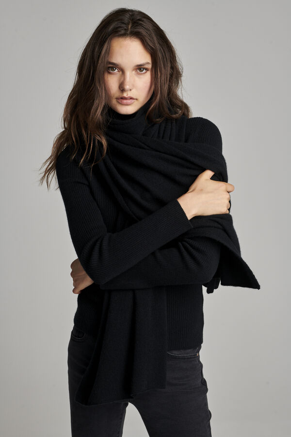 Cashmere scarf image number 2
