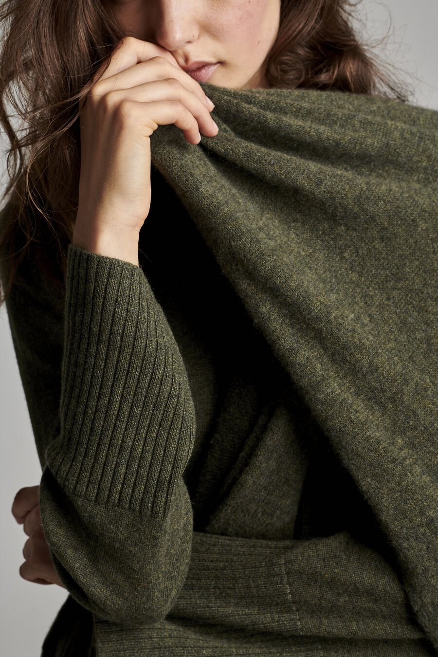 Cashmere scarf image number 3